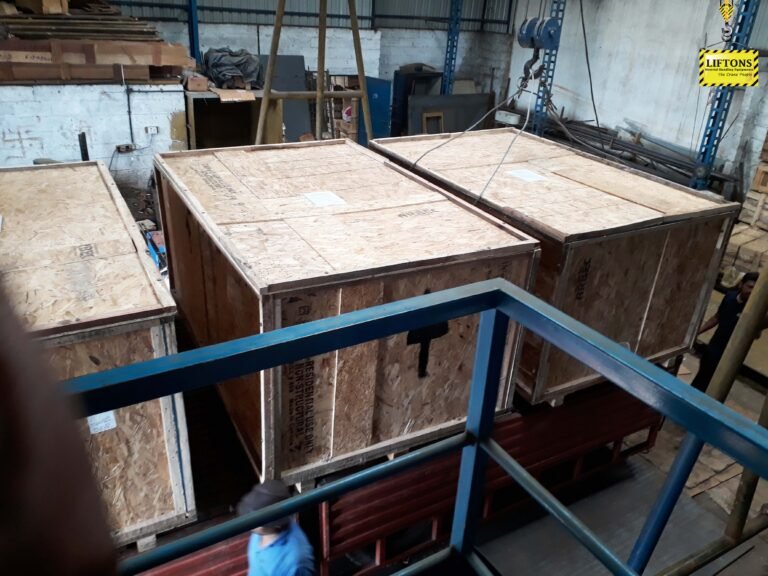 Hoist for JSW packing
